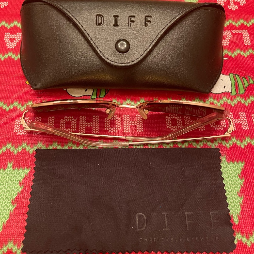 Diff Sunglasses - image 5